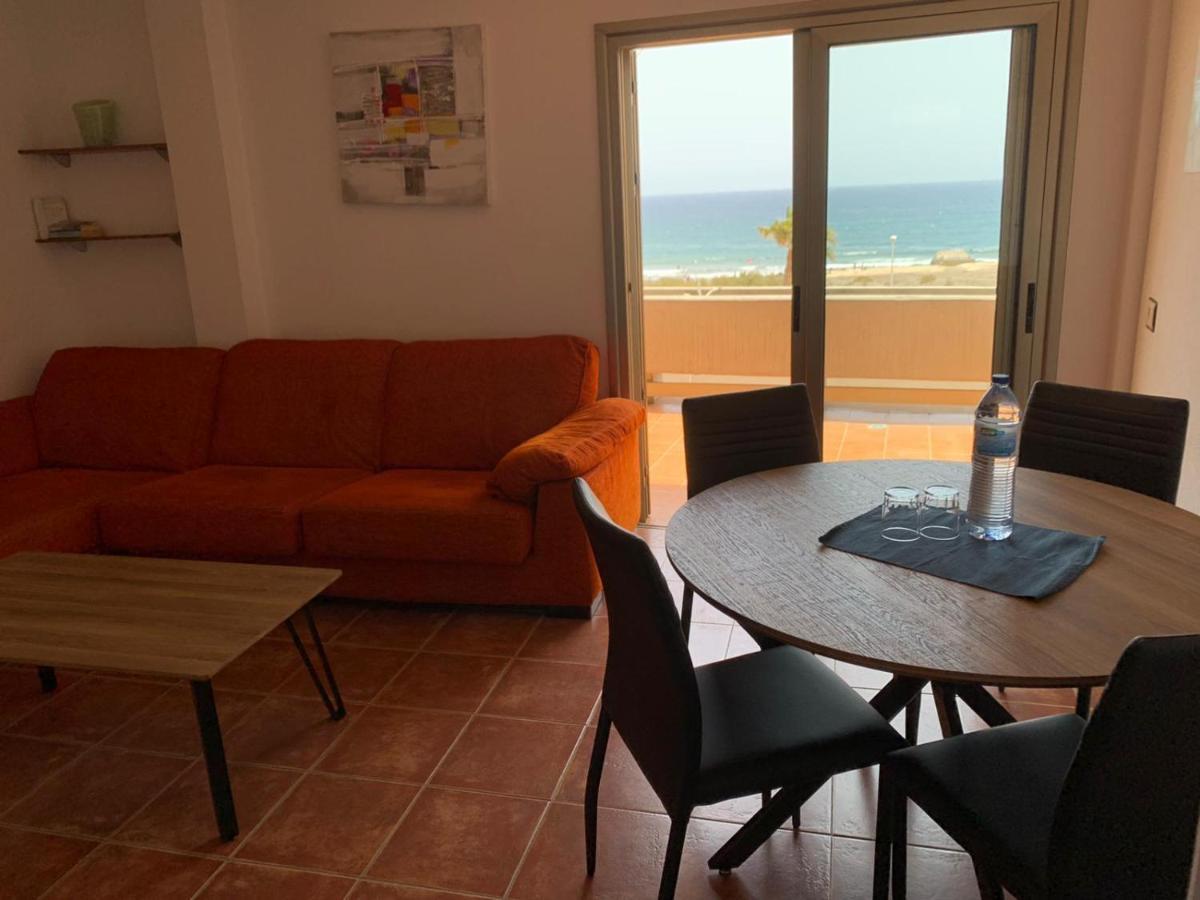 Nice Terrace In Front Of The Sea. La Jaquita 엘메다노 외부 사진